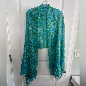 Lilly Pulitzer sorority Delta Delta Delta print scarf